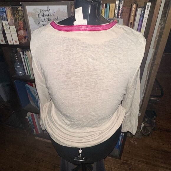 Chico’s pink embroidered 1/S flowy boho peasant blouse - Picture 2 of 3